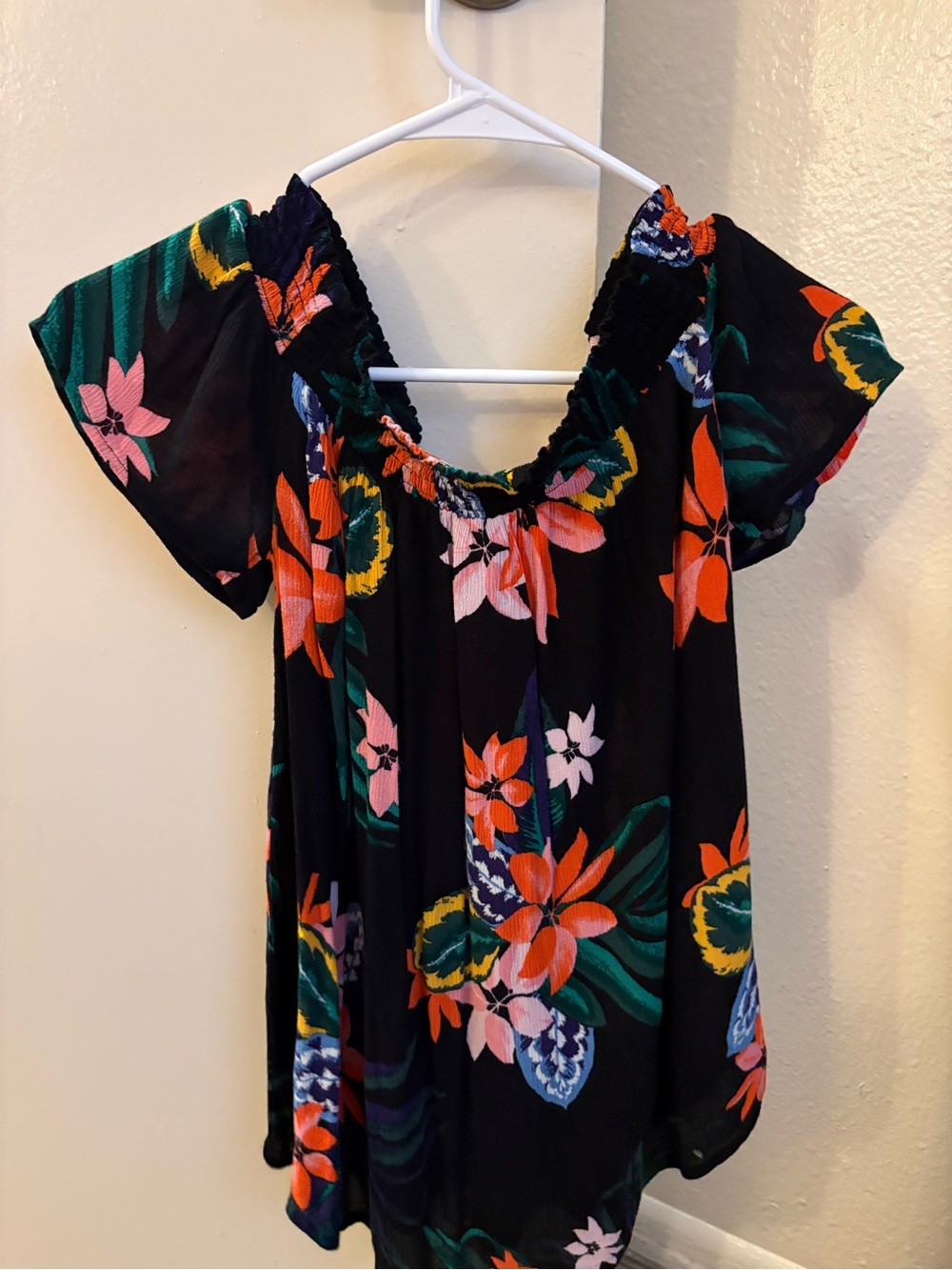 Old Navy Black Floral Off-Shoulder Top